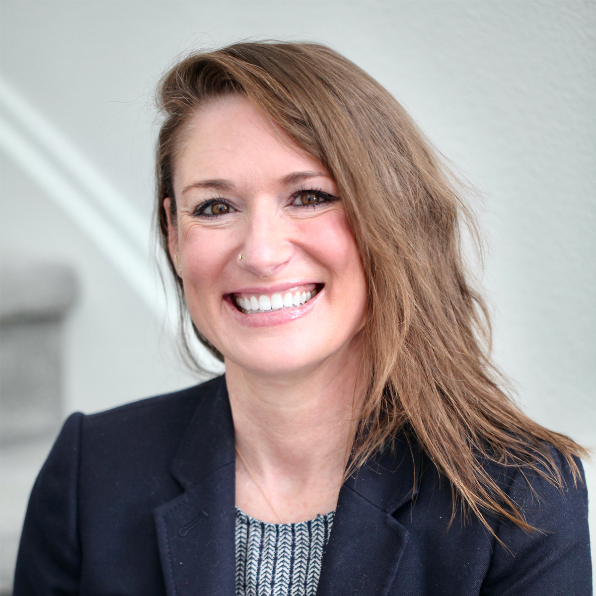 Lindsey Wolf Lunney - Compass Real Estate Agents for Home Buyers
